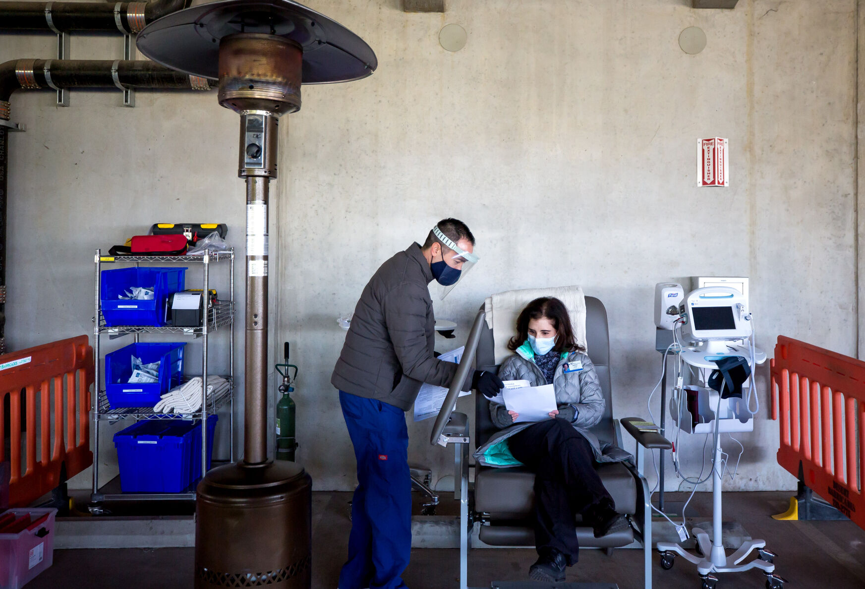 UMC workers get COVID-19 vaccine